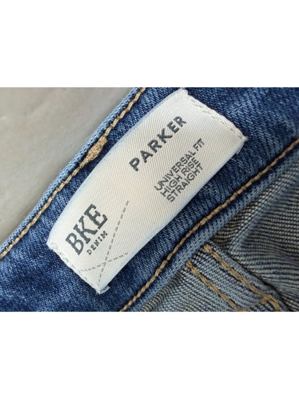 BKE Parker Jeans Women's 31X32 High Rise Straight Fit Stretch Denim Y2K Buckle - Picture 4 of 14